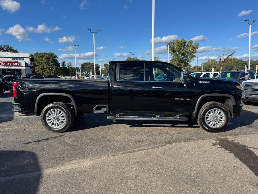 Used 2021 Chevrolet Silverado 3500 High Country w/ Safety Package II AWD/4WD image 6