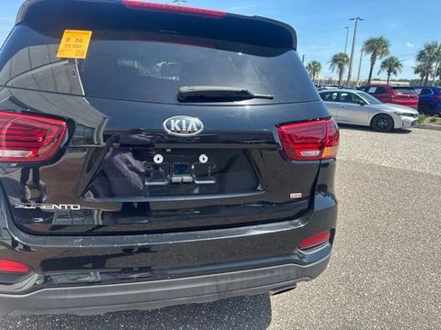 Used 2020 Kia Sorento LX FWD image 20
