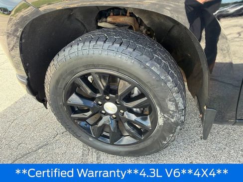 Used 2019 Chevrolet Silverado 1500 Custom w/ Custom Value Package AWD/4WD image 20