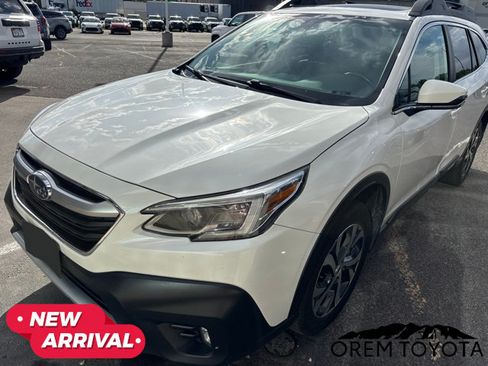 Used 2022 Subaru Outback Limited AWD/4WD image 17