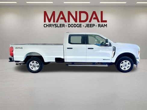 Used 2025 Ford F250 XLT AWD/4WD image 4