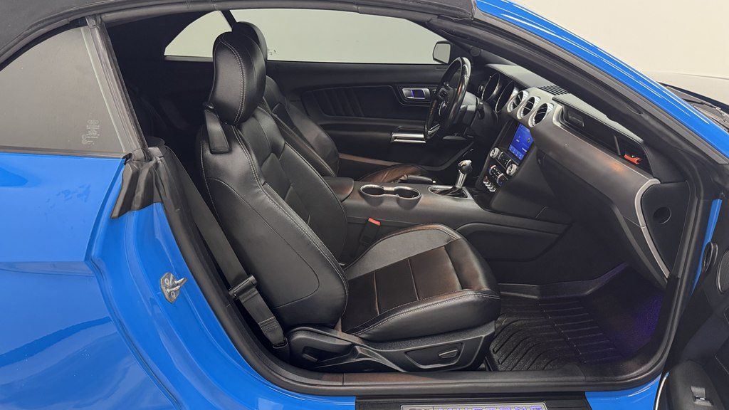 Used 2022 Ford Mustang Premium RWD image 26