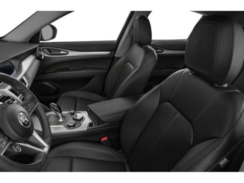 Used 2019 Alfa Romeo Stelvio Ti Lusso w/ Quick Order Package 22X Lusso AWD/4WD image 6