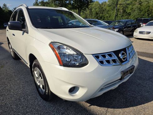 Used 2014 Nissan Rogue S w/ Convenience Package AWD/4WD image 6