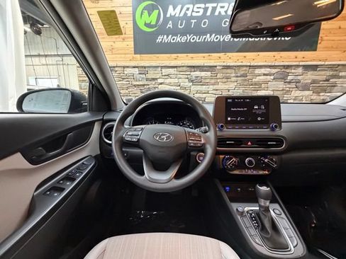 Used 2023 Hyundai Kona SEL AWD/4WD image 19