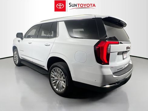Used 2025 GMC Yukon Elevation RWD image 6