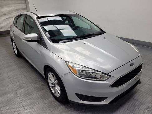 Used 2016 Ford Focus SE FWD image 14