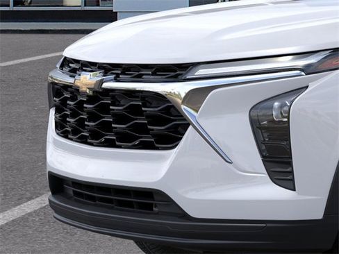 New 2026 Chevrolet Trax LS w/ LS Convenience Package image 13