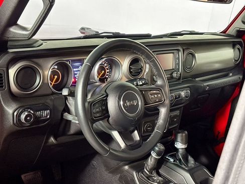 Used 2018 Jeep Wrangler Sport image 13