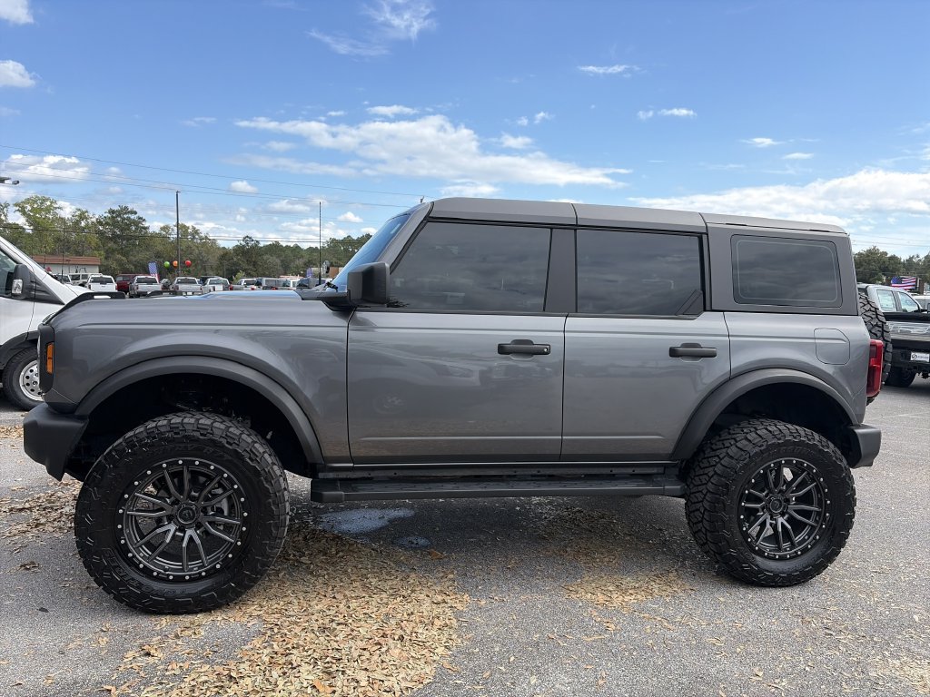 Certified 2025 Ford Bronco 4-Door AWD/4WD image 4