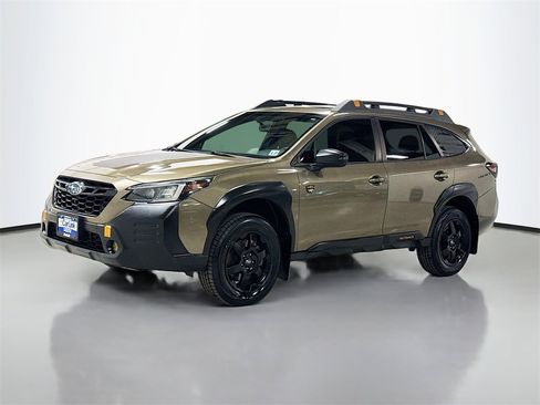 Used 2022 Subaru Outback Wilderness image 3