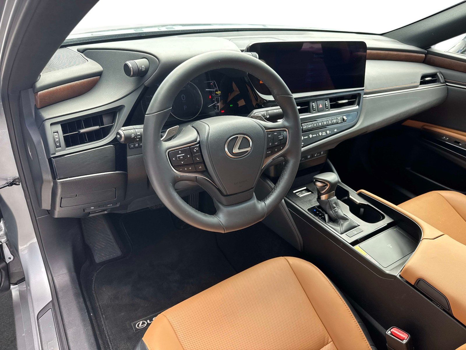 Used 2024 Lexus ES 350 w/ Premium Package FWD image 21