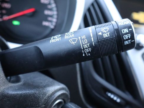 Used 2017 Chevrolet Equinox LT w/ Convenience Package image 31