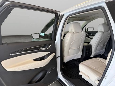 Used 2022 Buick Enclave Essence w/ Experience Buick Package AWD/4WD image 14