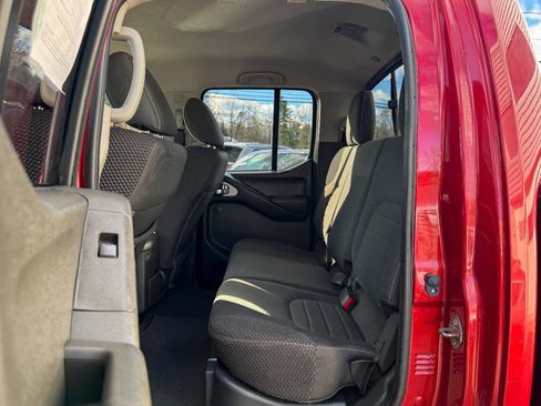 Used 2018 Nissan Frontier PRO-4X image 23