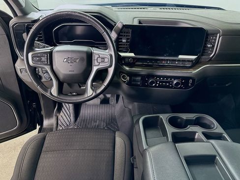 Used 2022 Chevrolet Silverado 1500 RST image 17
