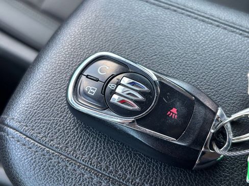 Used 2025 Buick Encore GX Preferred FWD image 21