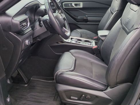 Certified 2021 Ford Explorer ST image 16