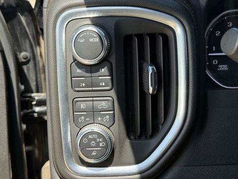 Used 2022 GMC Sierra 1500 AT4 w/ AT4 Preferred Package AWD/4WD image 27