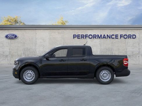 New 2025 Ford Maverick XL image 3