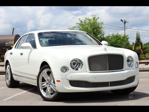 Used 2011 Bentley Mulsanne 4dr Sdn image 2