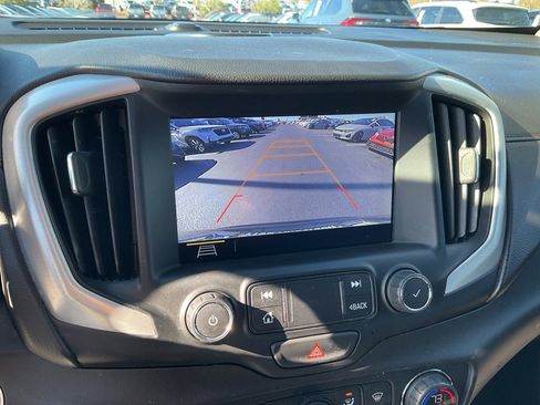 Used 2020 GMC Terrain SLT w/ Preferred Package image 14