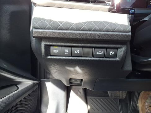 Used 2026 Toyota Camry XLE image 19