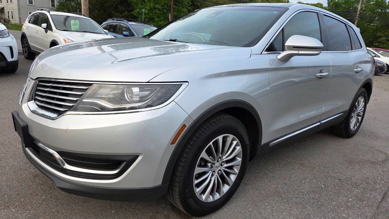Used 2016 Lincoln MKX Select w/ Select Plus Package AWD/4WD image 5