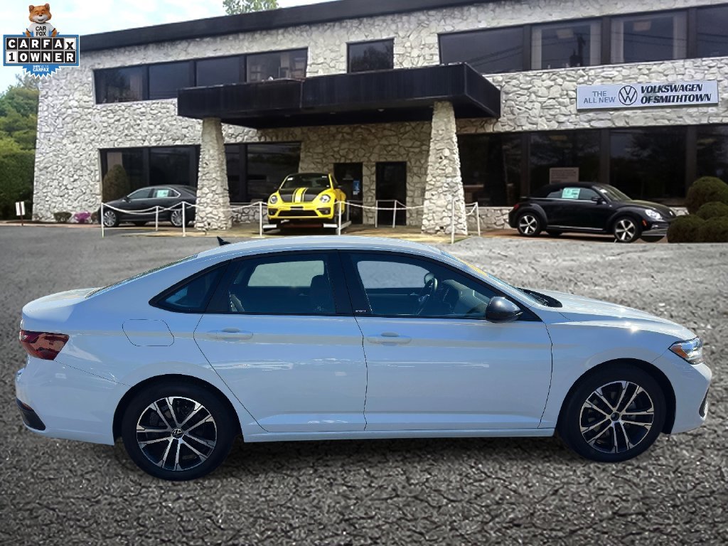 Used 2023 Volkswagen Jetta Sport w/ IQ.Drive Package FWD image 4