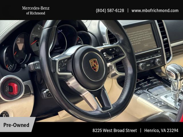 Used 2016 Porsche Cayenne S AWD/4WD image 13