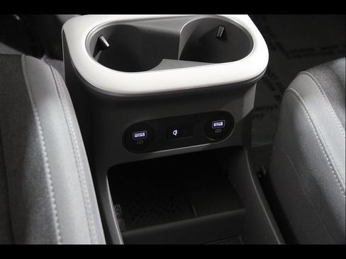Certified 2024 Hyundai Ioniq 5 SEL RWD image 18