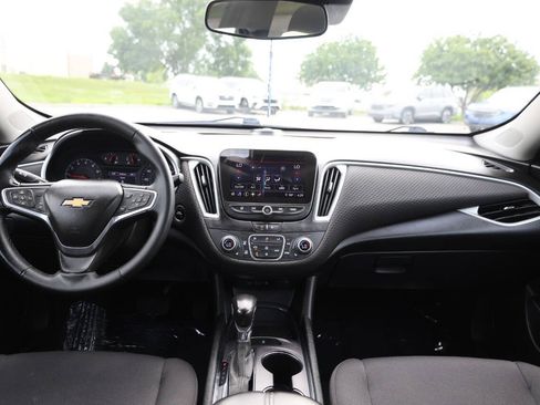 Used 2023 Chevrolet Malibu LT w/ Sport Edition FWD image 14