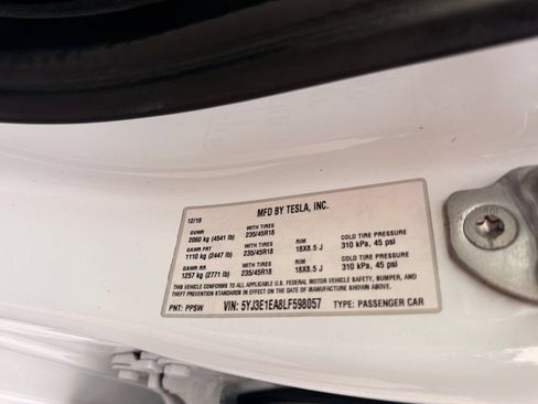 Used 2020 Tesla Model 3 Standard Range Plus RWD image 34