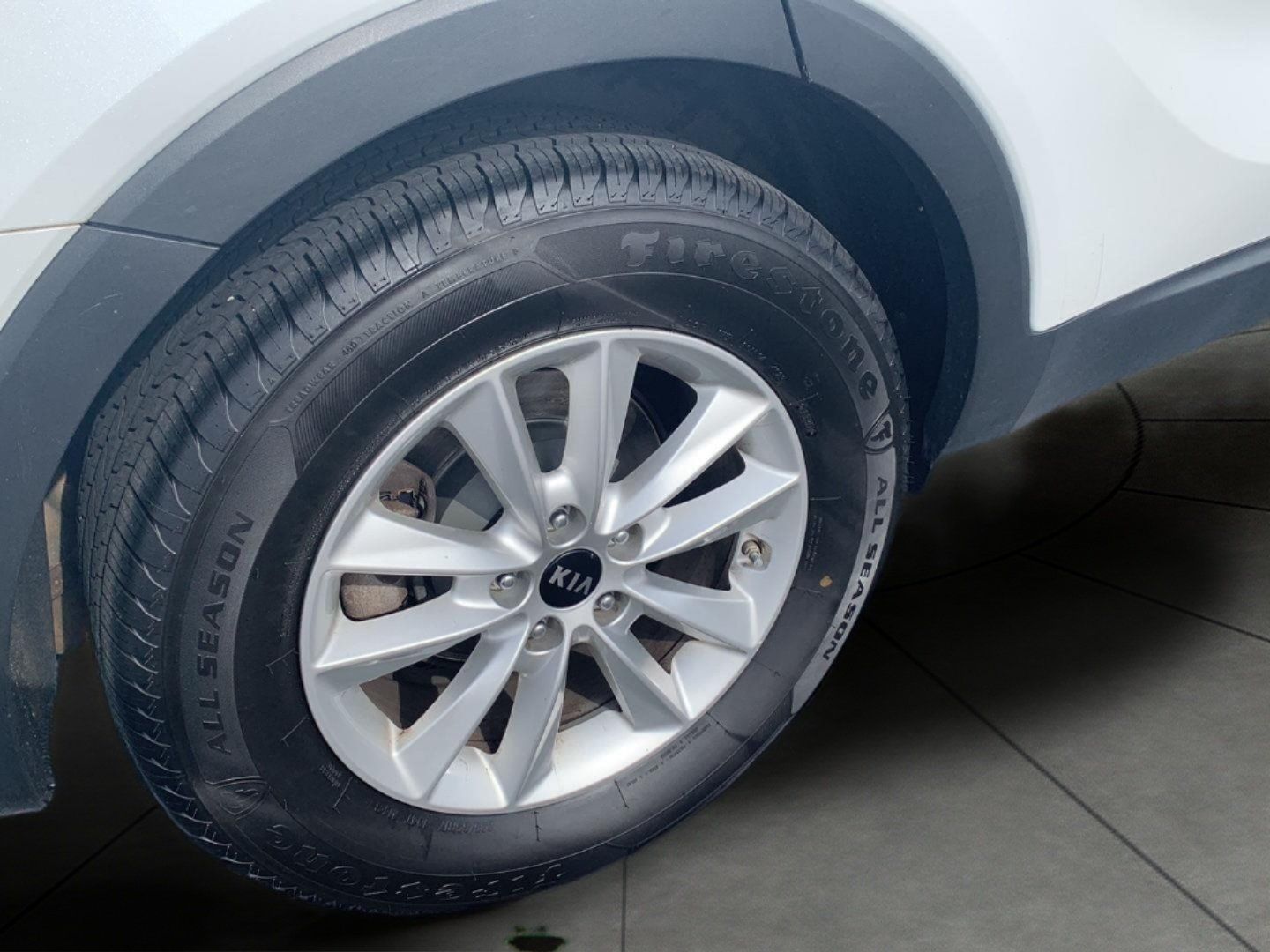 Used 2019 Kia Sorento FWD V6 image 25