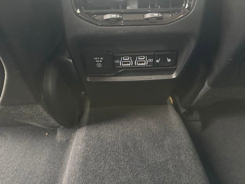 Used 2022 Jeep Grand Cherokee Limited 4xe AWD/4WD image 41