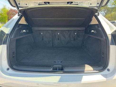 Used 2023 Buick Envision Preferred w/ Sport Touring Package AWD/4WD image 9