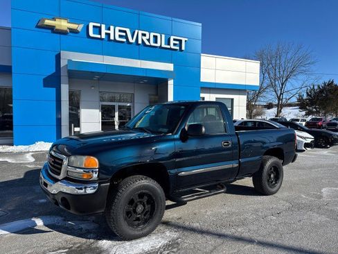 Used 2005 GMC Sierra 1500 SLE w/ Light Duty Power Package image 3