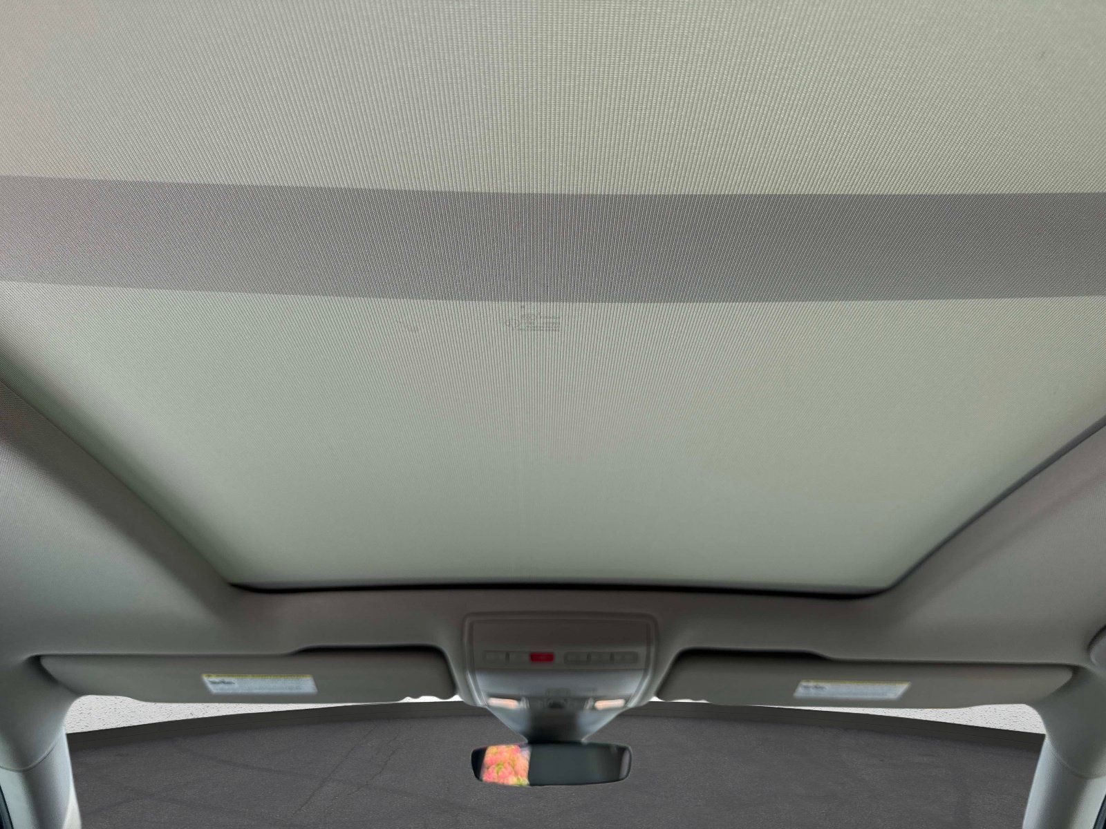 Used 2019 Volkswagen Atlas SEL FWD image 19