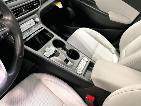 Used 2023 Hyundai Kona Limited image 20