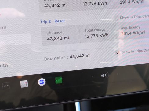 Used 2020 Tesla Model 3 Long Range image 22