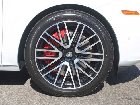 New 2026 Porsche Cayenne Turbo image 16