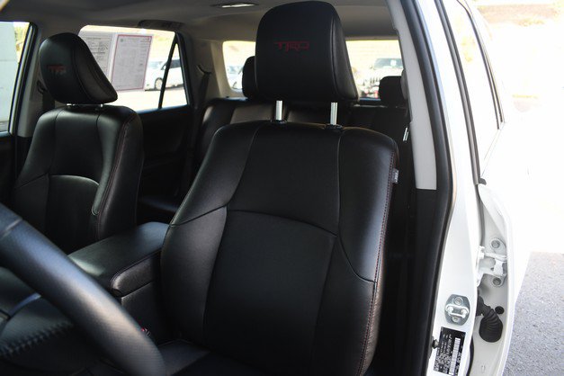 Used 2022 Chevrolet Silverado 1500 Custom w/ LPO, Blackout Package AWD/4WD image 17