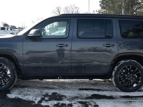 New 2026 Jeep Grand Wagoneer Summit w/ Premium Group III AWD/4WD image 14