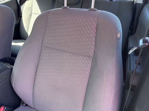 Used 2022 Toyota Tacoma SR w/ SR Convenience Package image 10