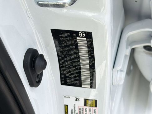 Used 2025 Toyota Corolla LE image 19