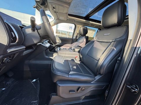 New 2026 Ford Expedition Max Platinum w/ Driver's Package AWD/4WD image 11