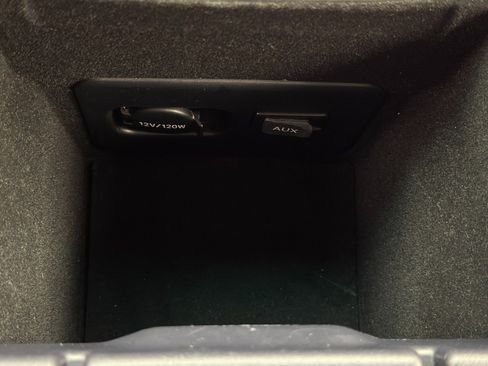 Used 2007 Lexus LS 460 image 31