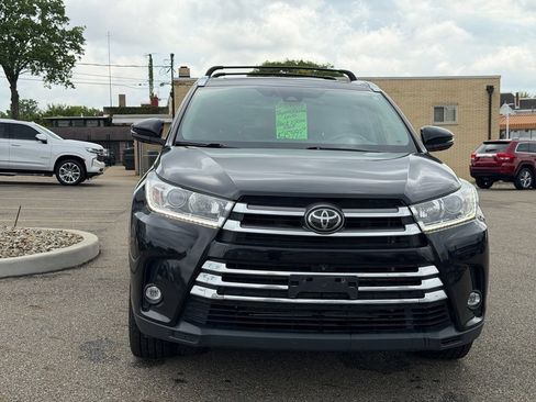 Used 2019 Toyota Highlander Limited Platinum AWD/4WD image 8