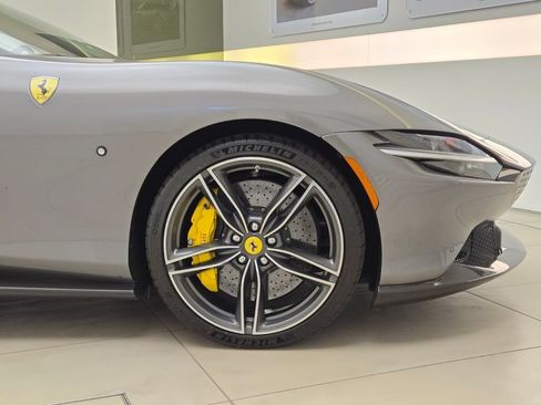 Used 2024 Ferrari Roma RWD image 8