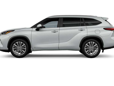 New 2026 Toyota Highlander Platinum AWD/4WD image 4
